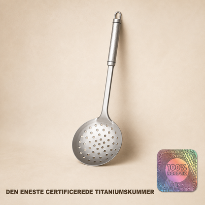 Titanium utensil set