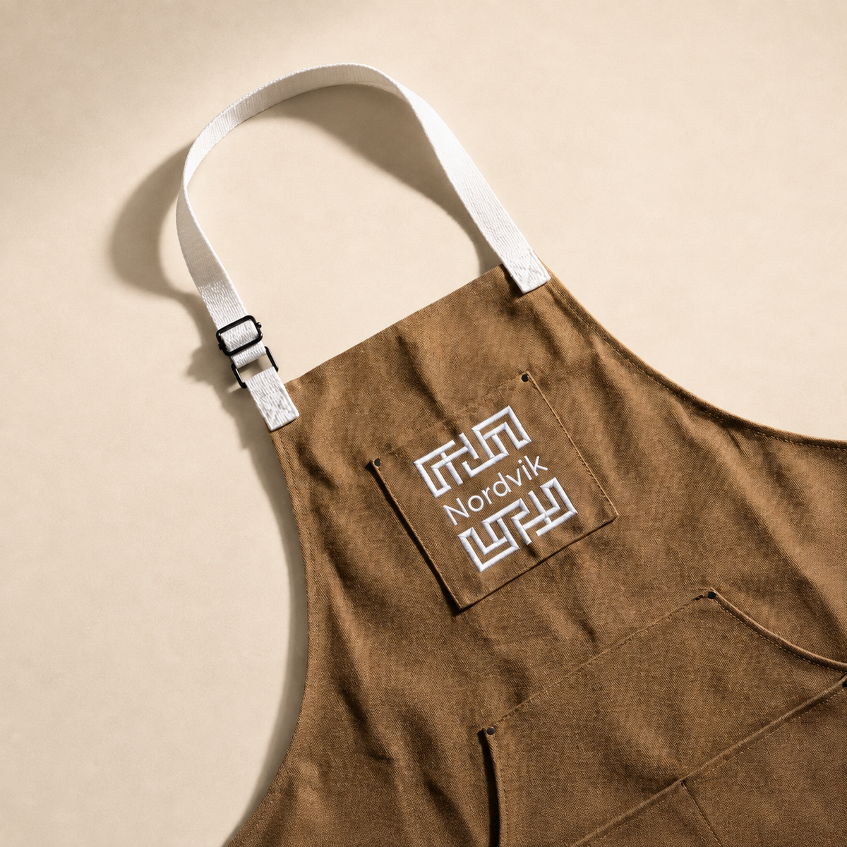 Nordvik Signature Apron (Oak)