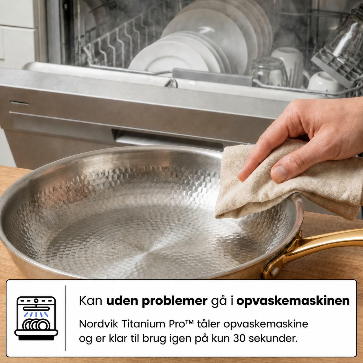 Nordvik pan handle detail
