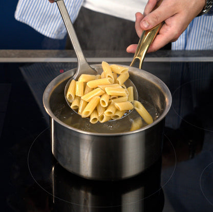 Titanium pot with pasta